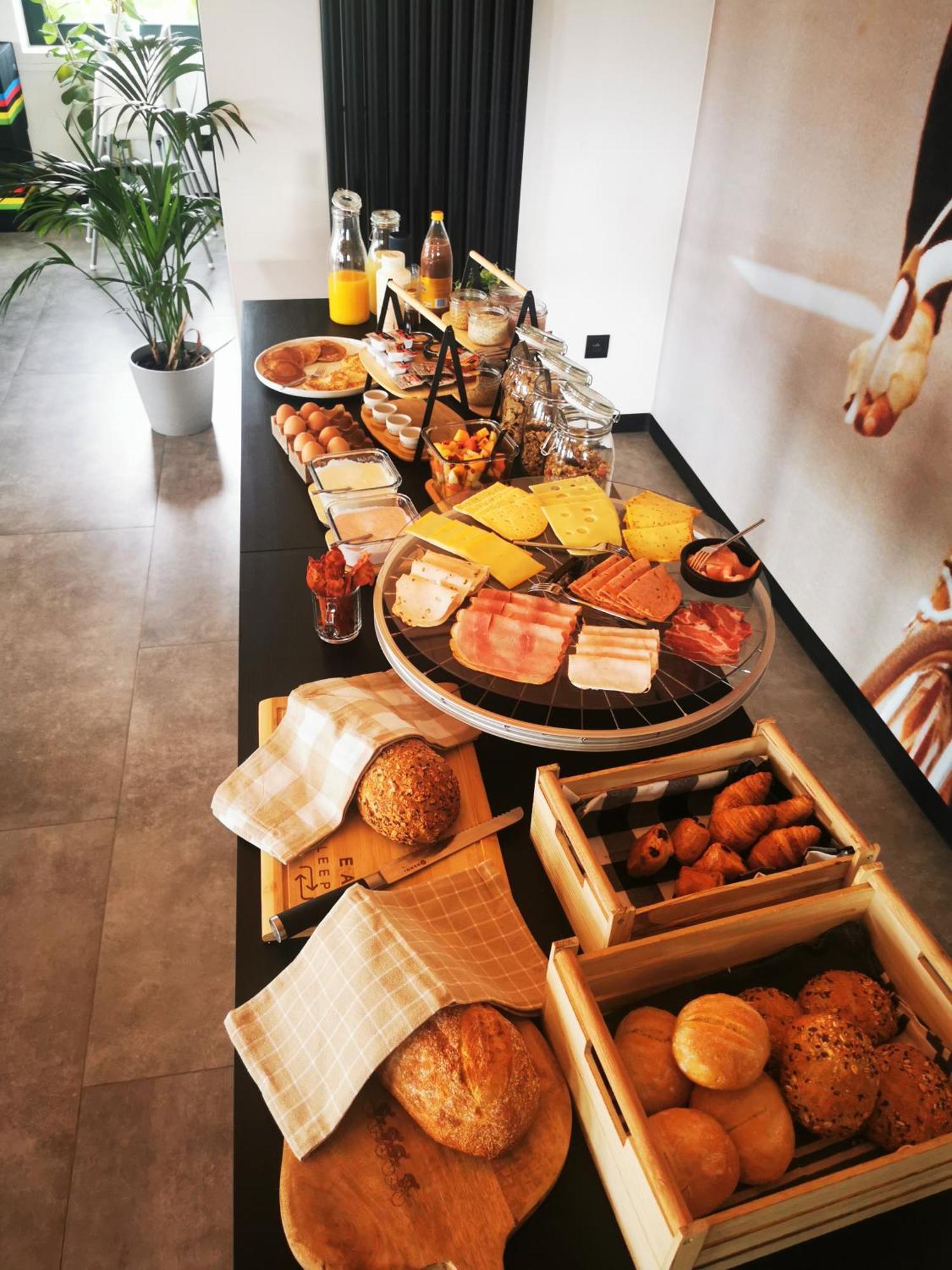 Apres-Velo Bed & Breakfast บราเคิล ภายนอก รูปภาพ
