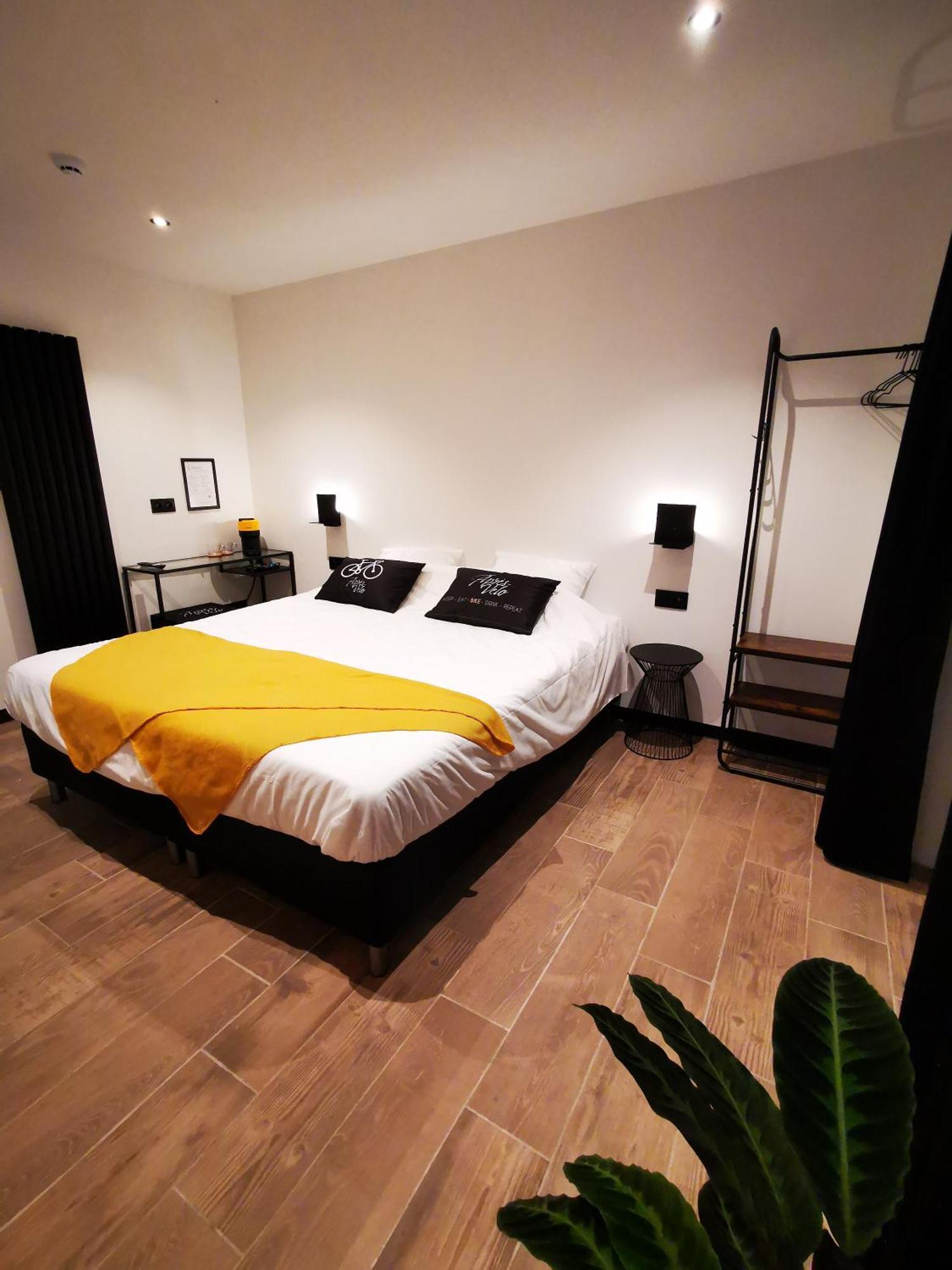 Apres-Velo Bed & Breakfast บราเคิล ภายนอก รูปภาพ