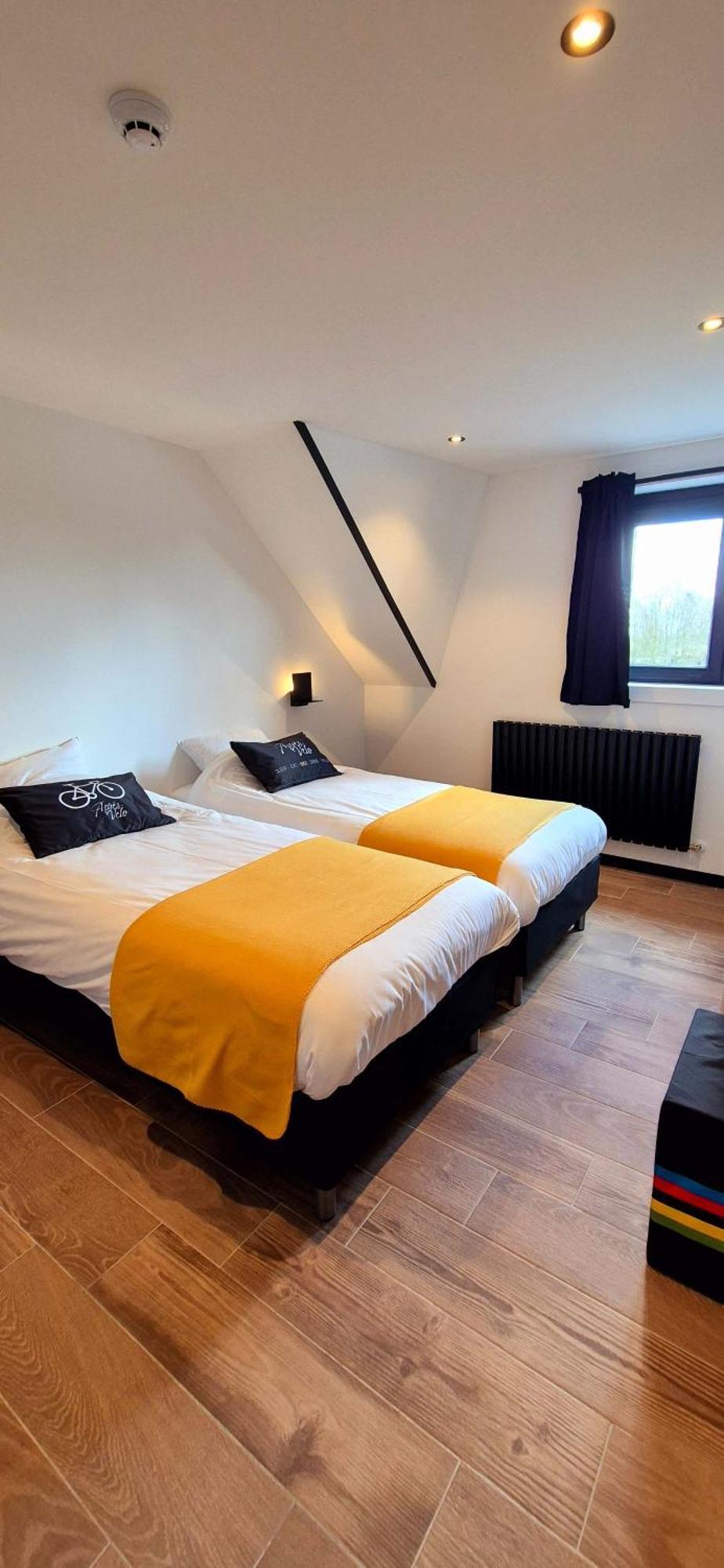 Apres-Velo Bed & Breakfast บราเคิล ภายนอก รูปภาพ